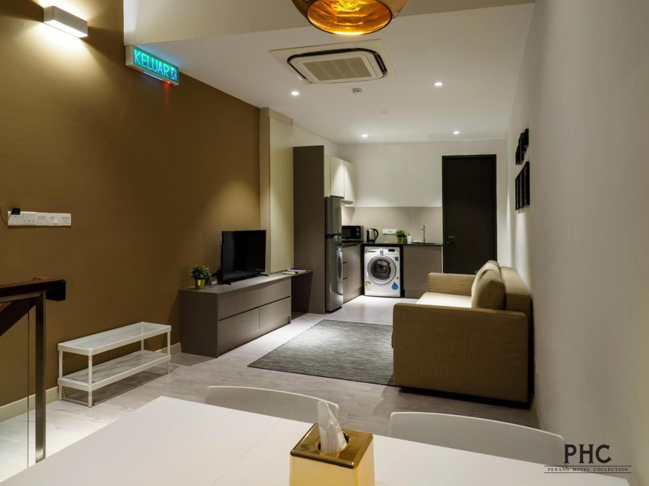 Hutton Central Hotel Managed By The Ascott Limited Джордж Таун Екстериор снимка